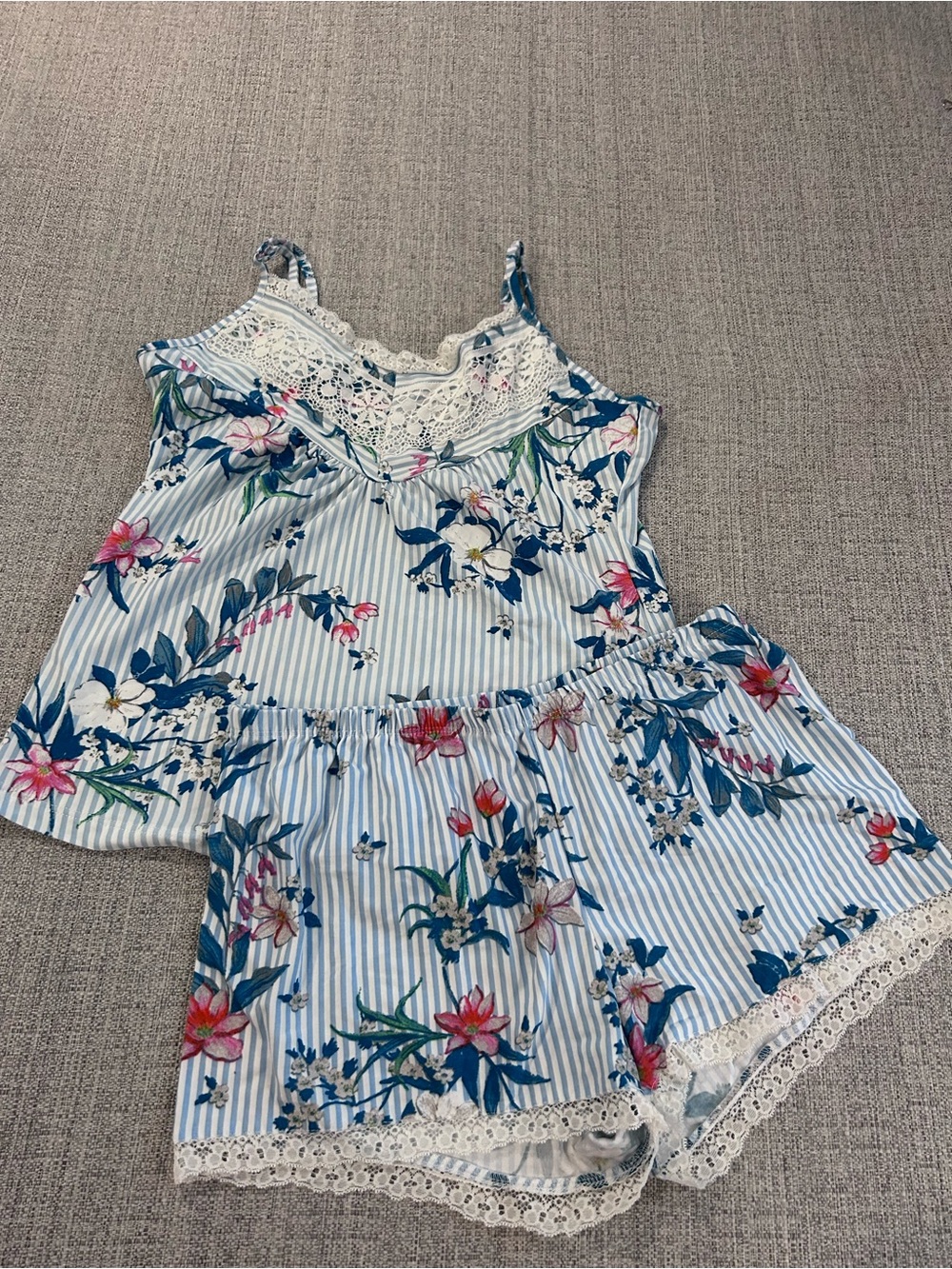 Blue Floral Stripe Lace-Trim Cami & Shorts Pajama Set   Size M